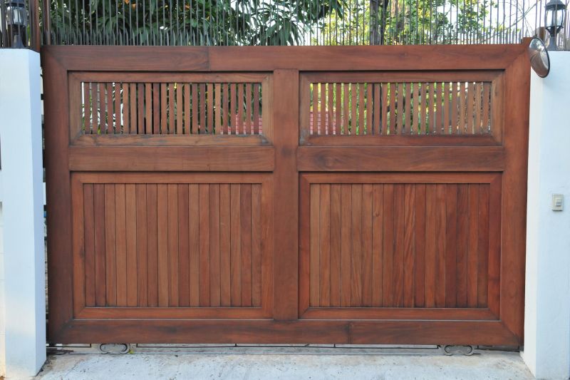 Driveway Gate Replacement in Boca Raton, FL