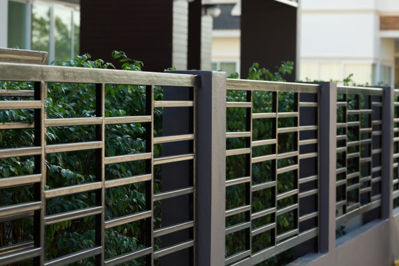 Metal Fence Construction in Des Moines, IA